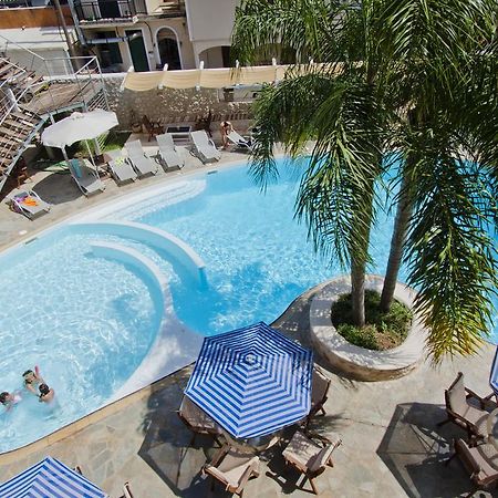 Ionion Star Hotel Лефкада Экстерьер фото